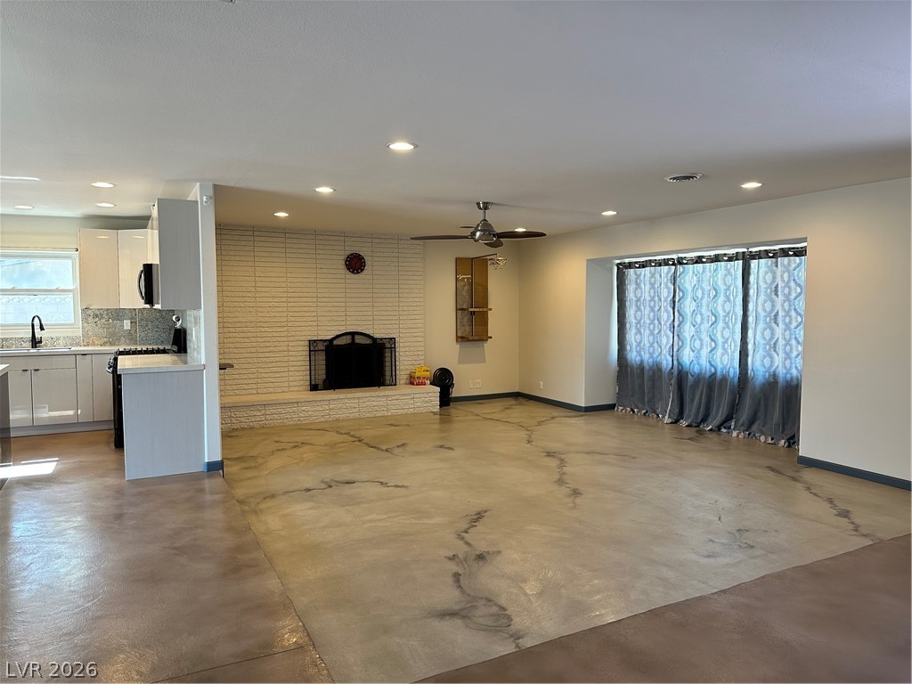1518 Golden Arrow Drive Las Vegas NV 89169