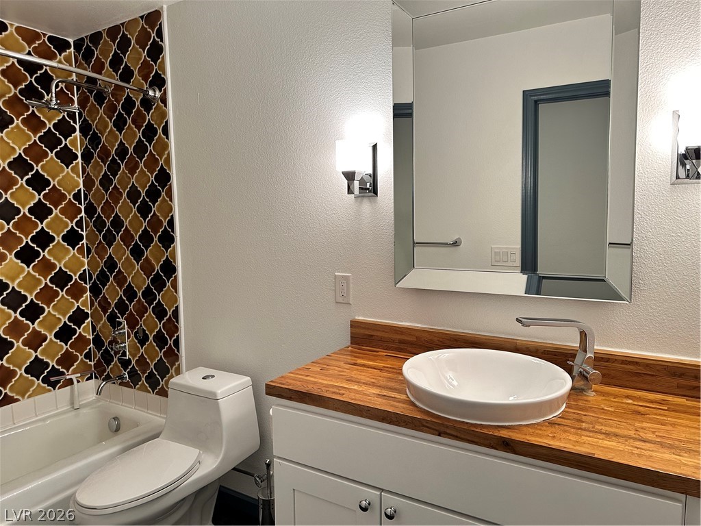 1518 Golden Arrow Drive Las Vegas NV 89169