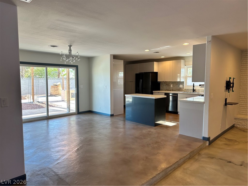 1518 Golden Arrow Drive Las Vegas NV 89169