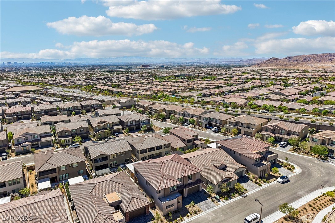176 Harris Peak Street Las Vegas NV 89138