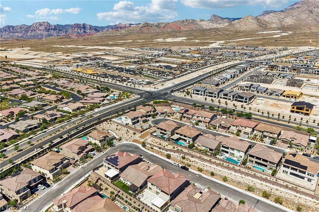 176 Harris Peak Street Las Vegas NV 89138