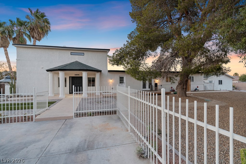 1494 East Camero Avenue Las Vegas NV 89123