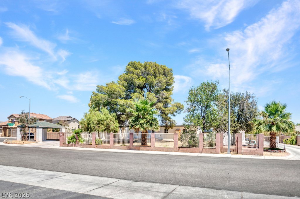 1494 East Camero Avenue Las Vegas NV 89123