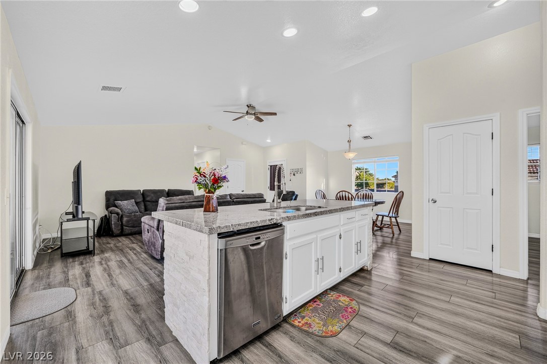 720 Indian Wells Court Pahrump NV 89060