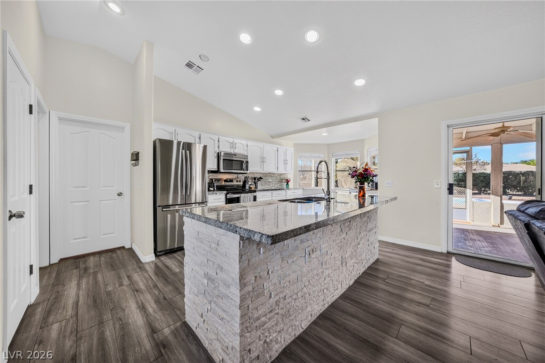 720 Indian Wells Court Pahrump NV 89060