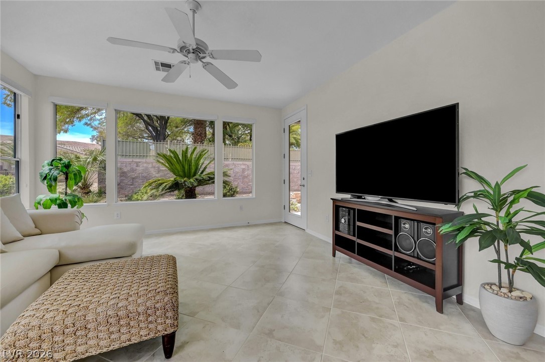5463 Progresso Street Las Vegas NV 89135