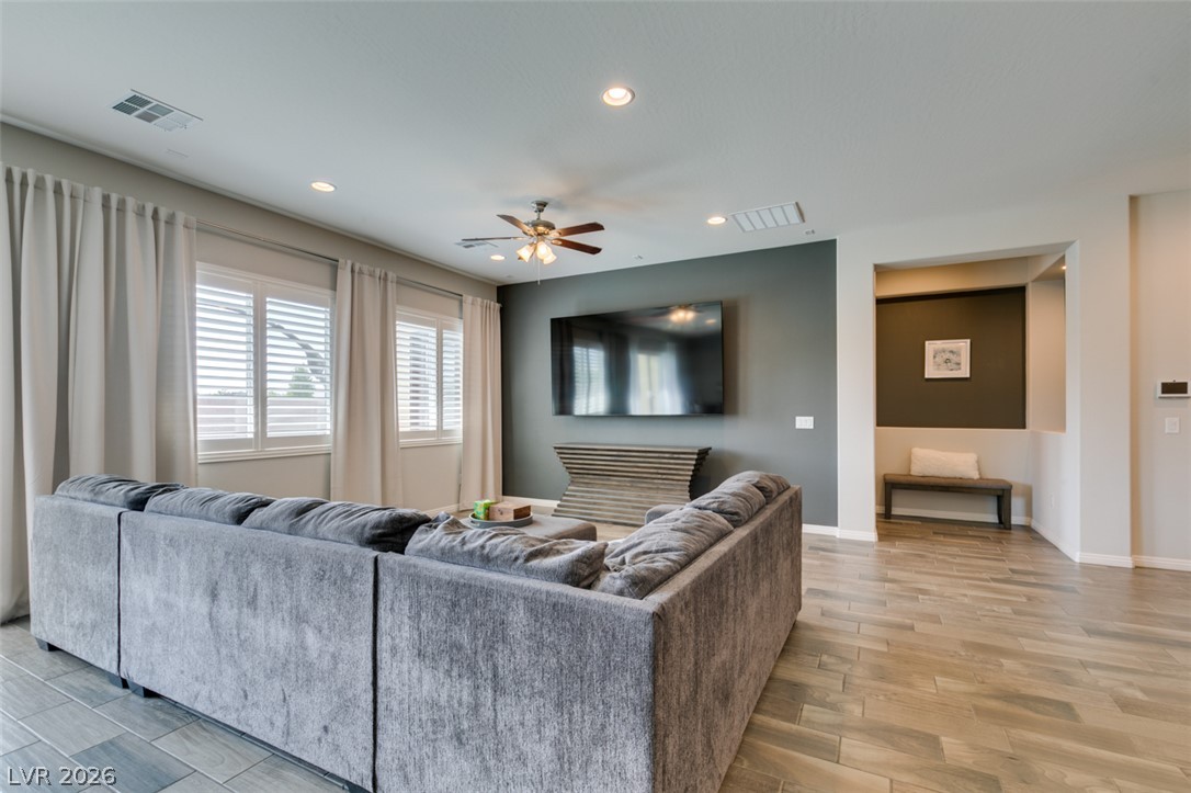7012 Arabian Ridge Street Las Vegas NV 89131