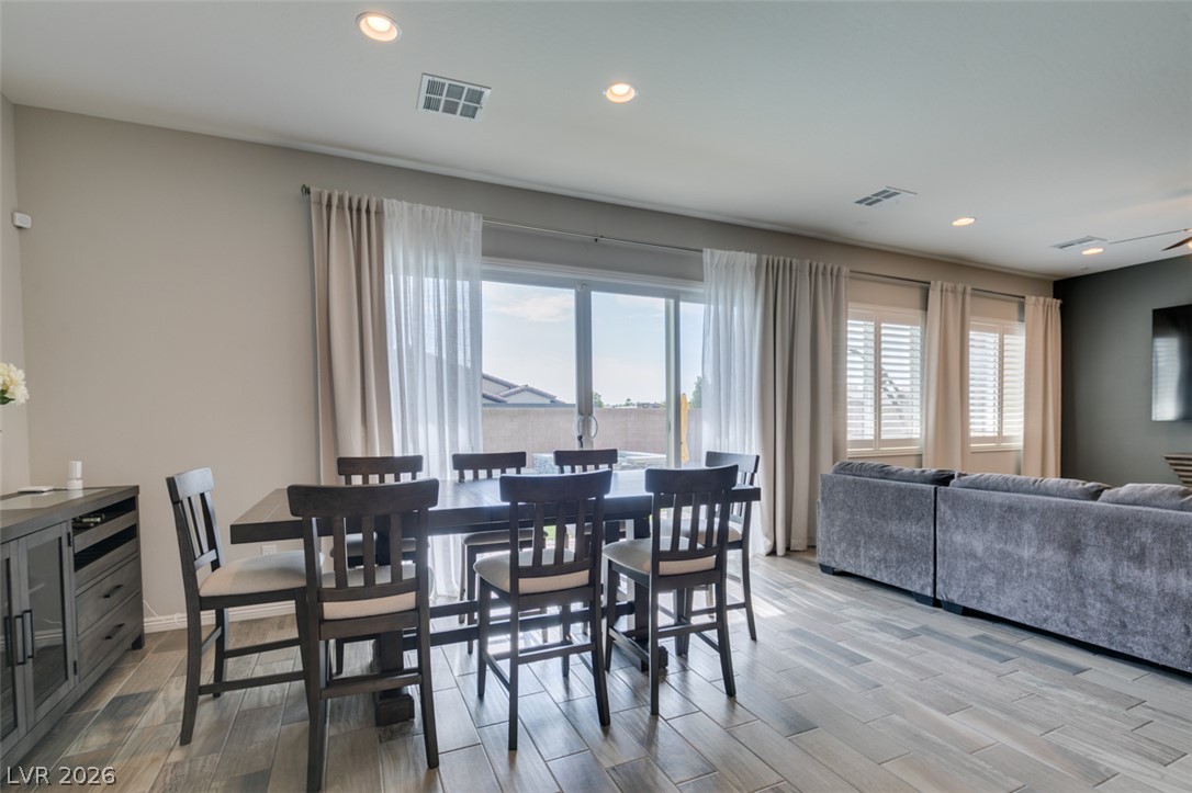7012 Arabian Ridge Street Las Vegas NV 89131
