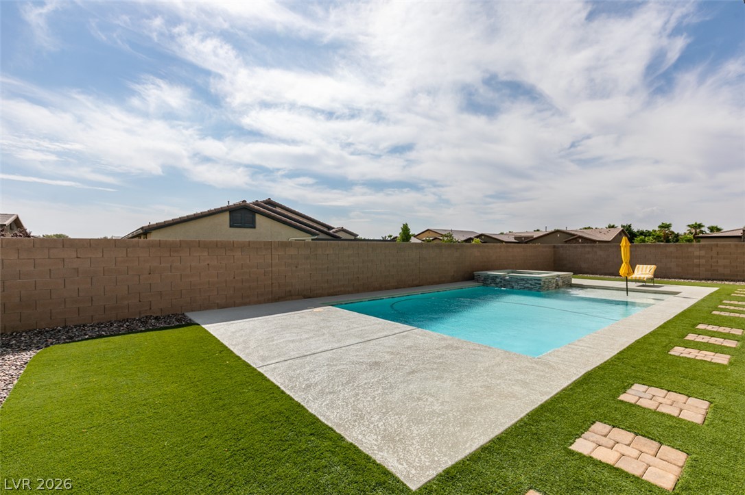 7012 Arabian Ridge Street Las Vegas NV 89131