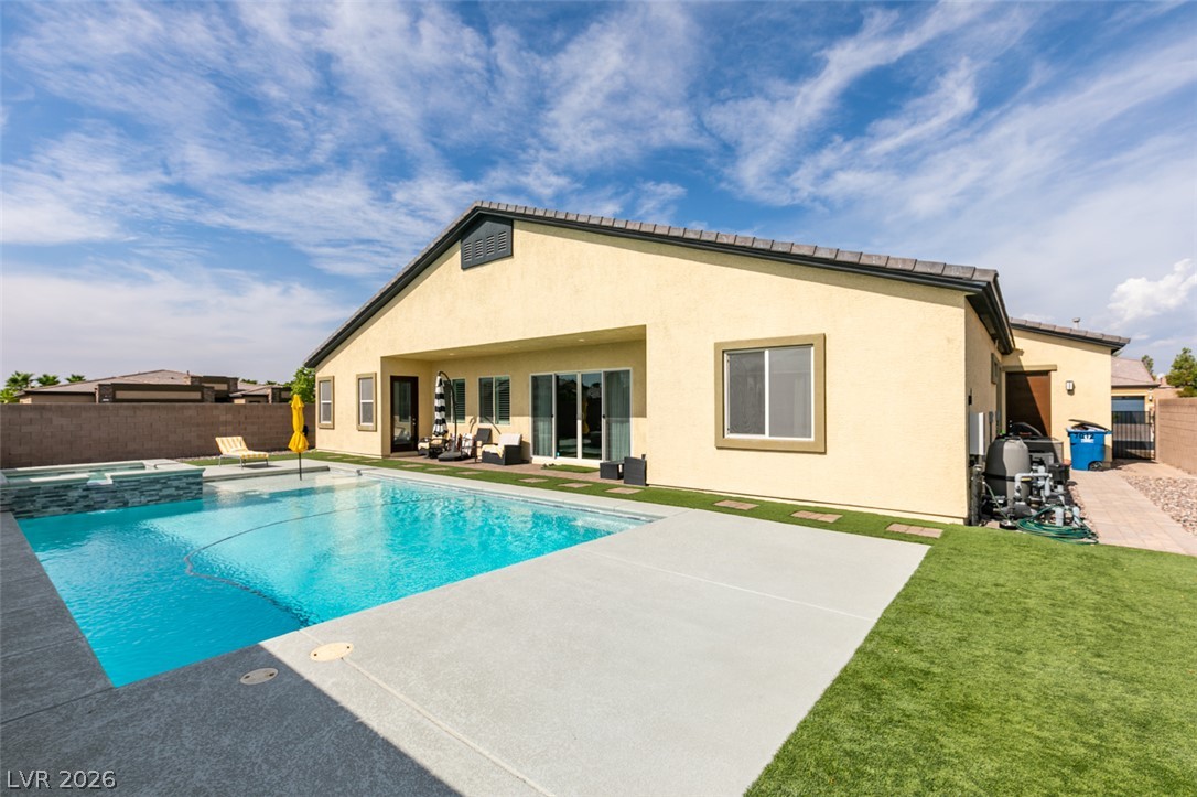7012 Arabian Ridge Street Las Vegas NV 89131