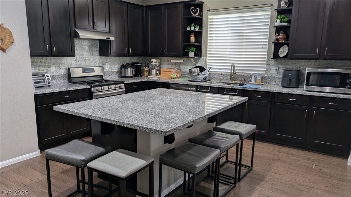 1517 Eagles Pass Avenue North Las Vegas NV 89084