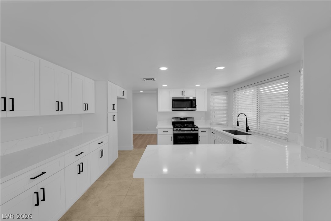 6756 Endora Drive Las Vegas NV 89103