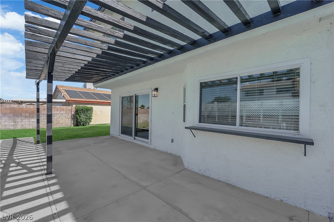 6756 Endora Drive Las Vegas NV 89103
