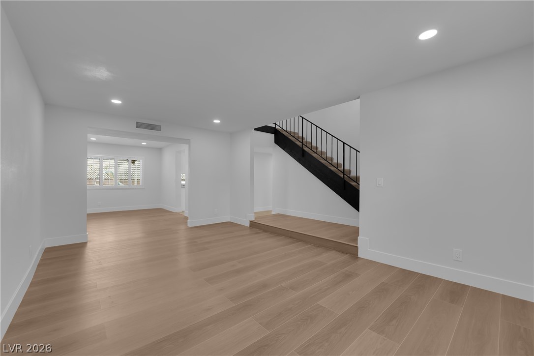 6756 Endora Drive Las Vegas NV 89103