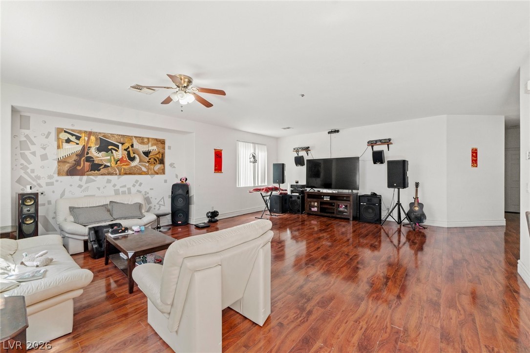 9727 Waukegan Avenue Las Vegas NV 89148