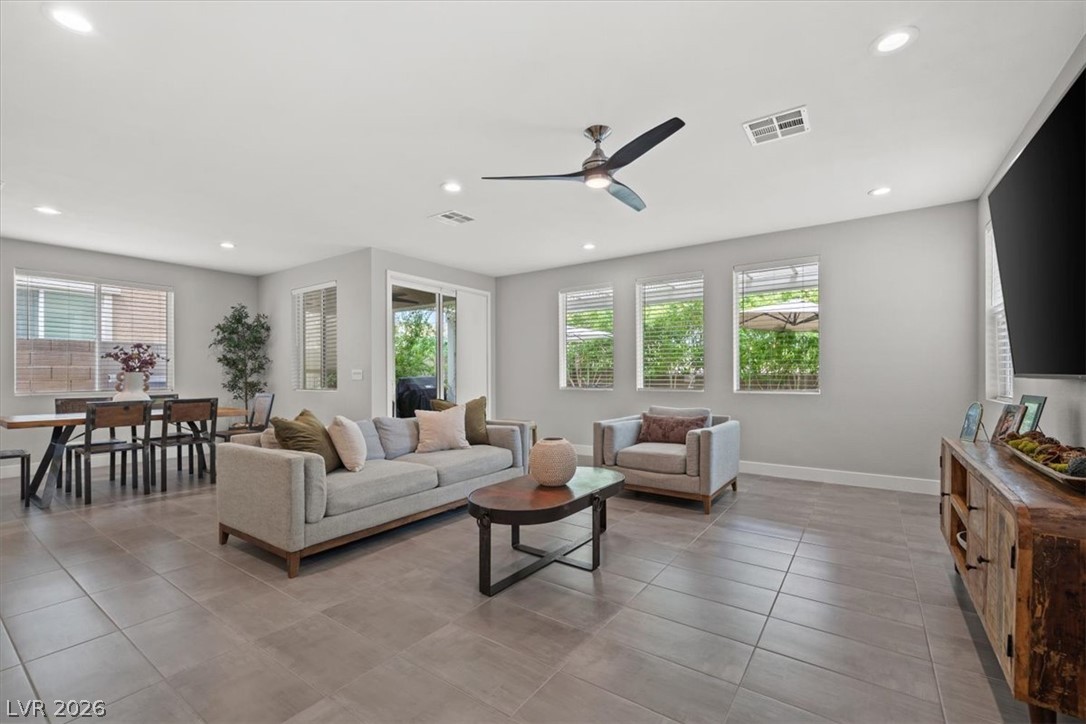 4274 Paragon Highlands Avenue Las Vegas NV 89141