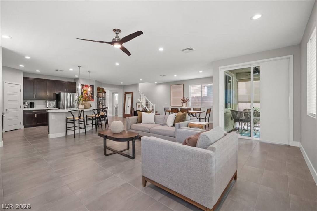 4274 Paragon Highlands Avenue Las Vegas NV 89141