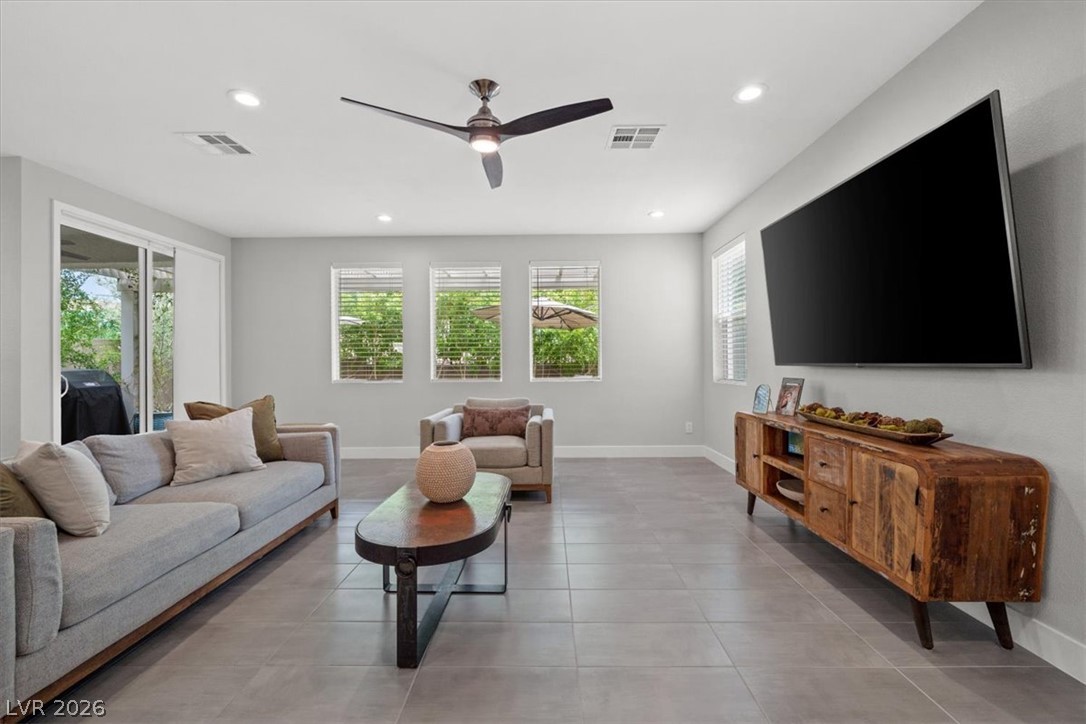 4274 Paragon Highlands Avenue Las Vegas NV 89141