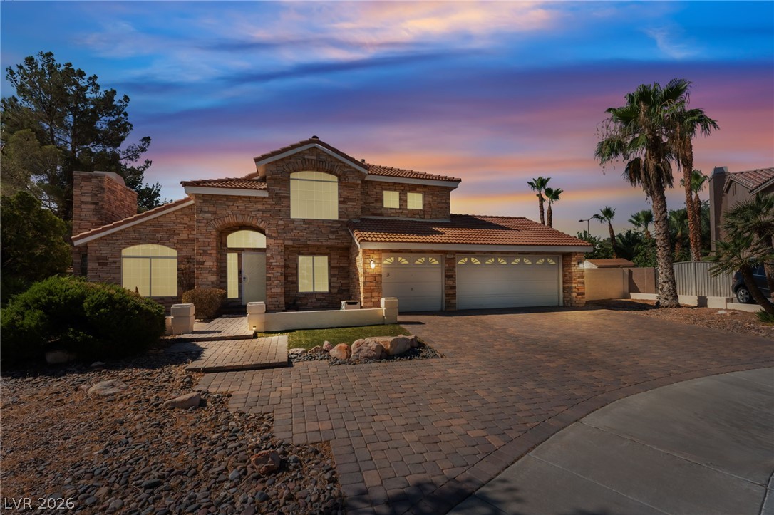 2000 White Falls Las Vegas NV 89128