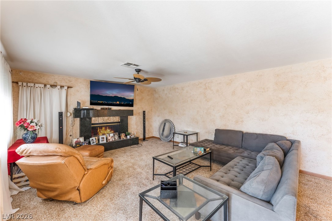 2000 White Falls Las Vegas NV 89128