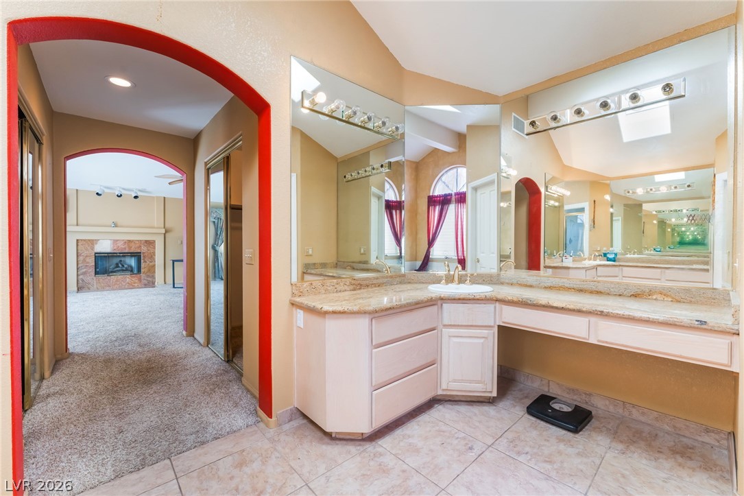 2000 White Falls Las Vegas NV 89128