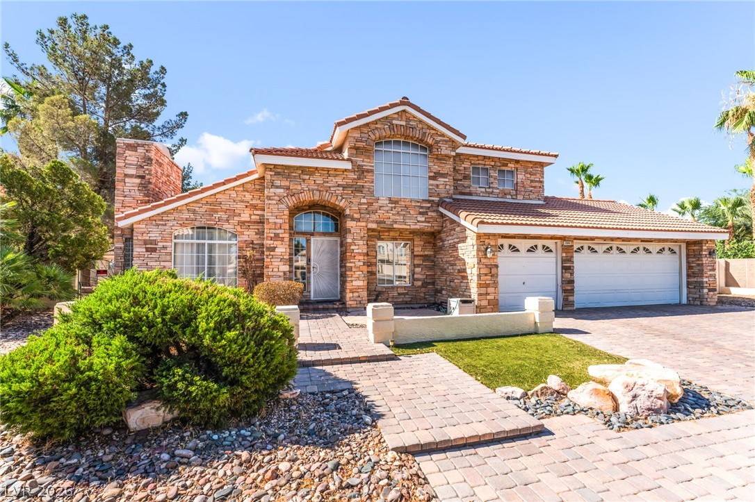 2000 White Falls Las Vegas NV 89128