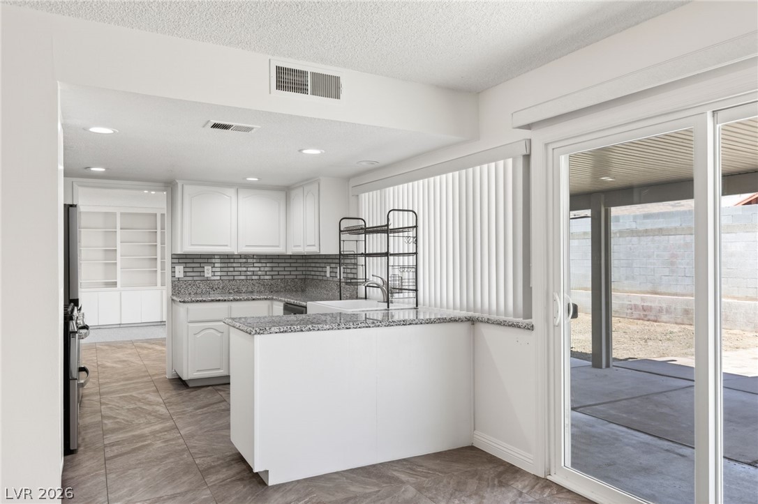 5374 Latigo Street Las Vegas NV 89119