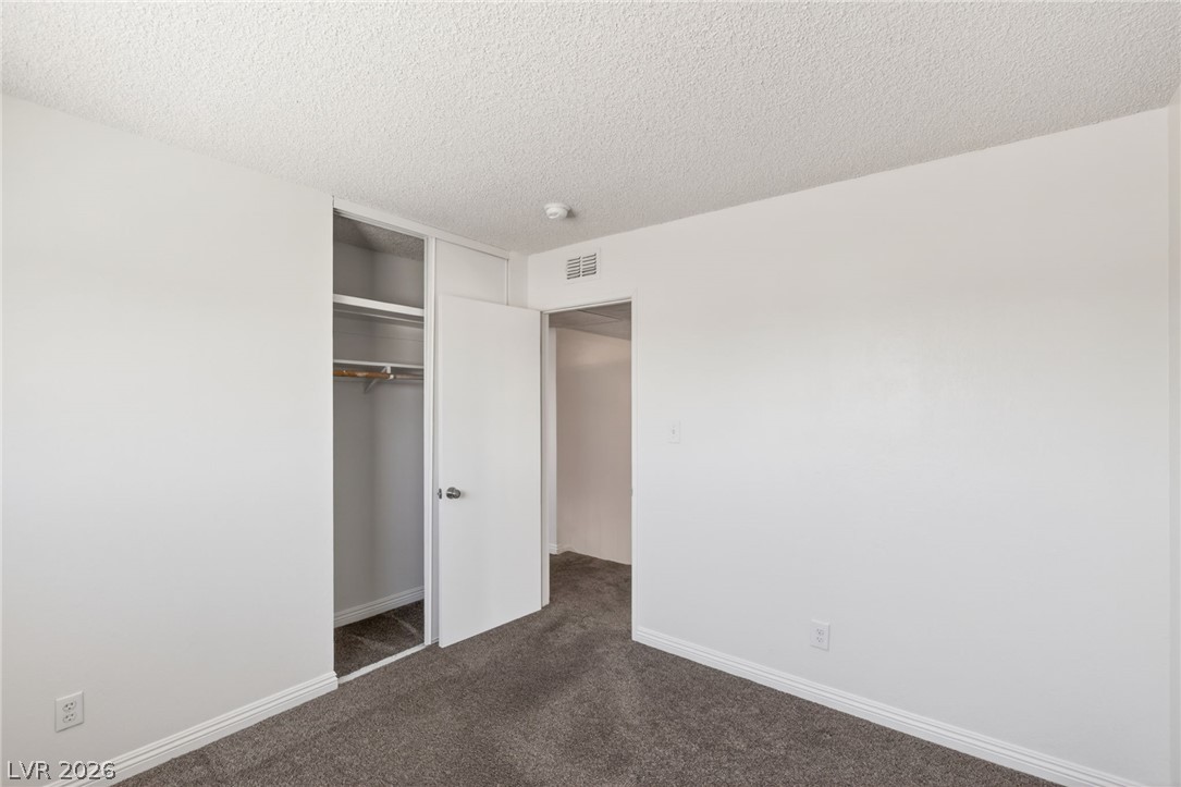 5374 Latigo Street Las Vegas NV 89119