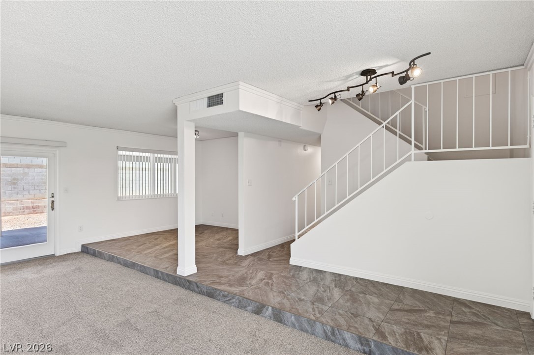5374 Latigo Street Las Vegas NV 89119