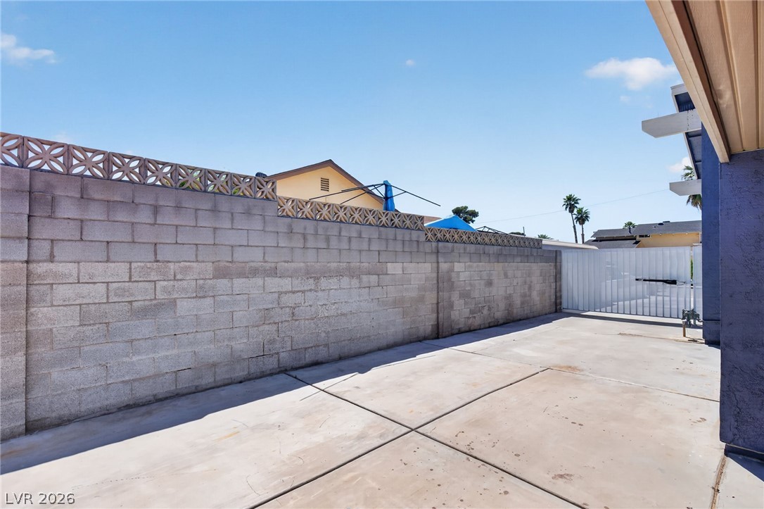 5374 Latigo Street Las Vegas NV 89119