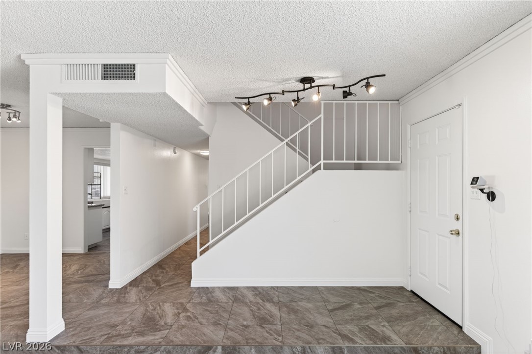 5374 Latigo Street Las Vegas NV 89119