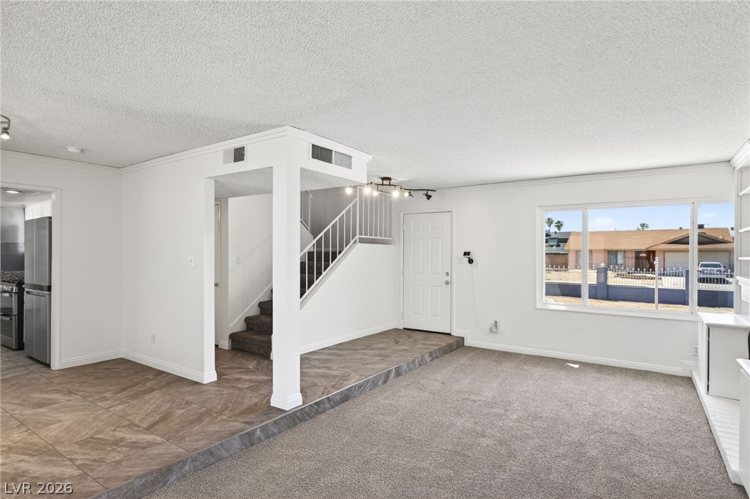 5374 Latigo Street Las Vegas NV 89119