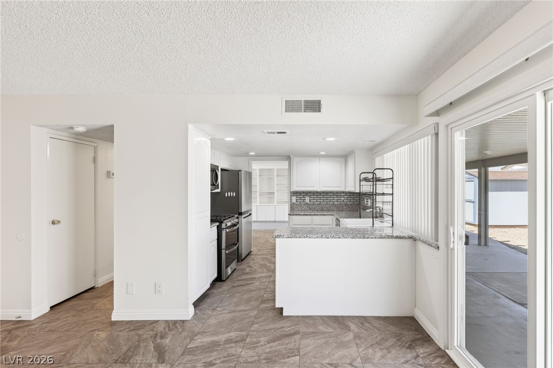 5374 Latigo Street Las Vegas NV 89119