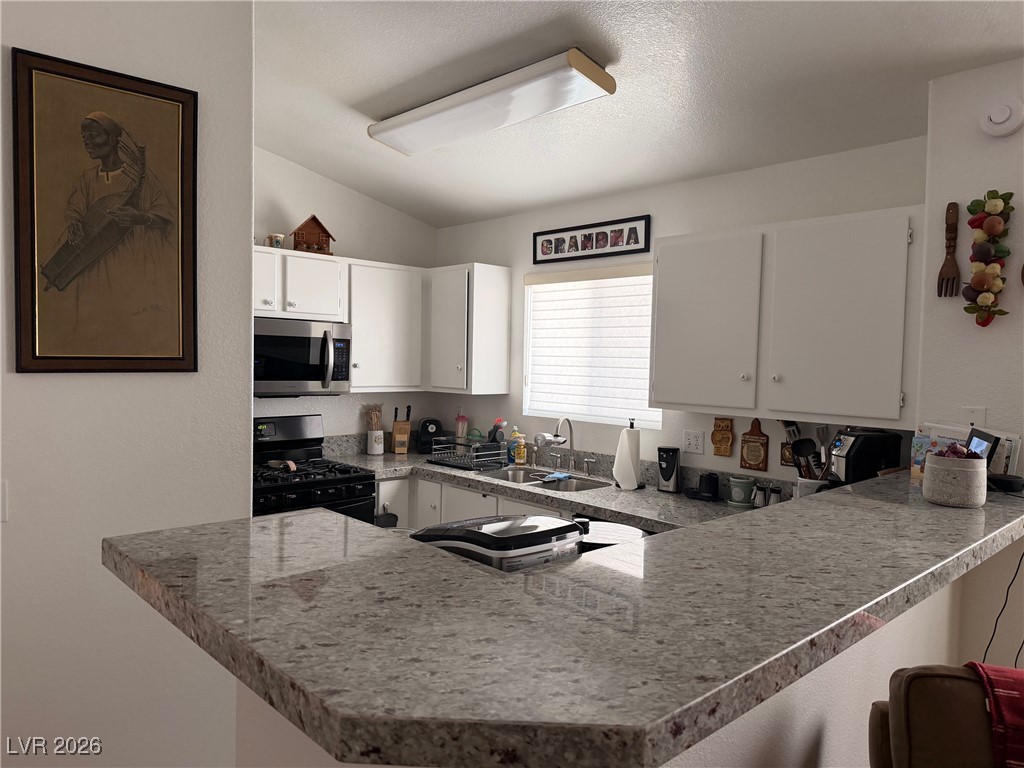 7806 Cliffside Court Las Vegas NV 89145