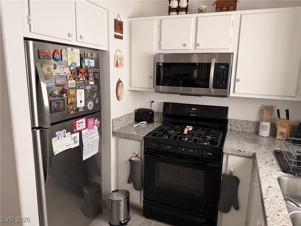 7806 Cliffside Court Las Vegas NV 89145