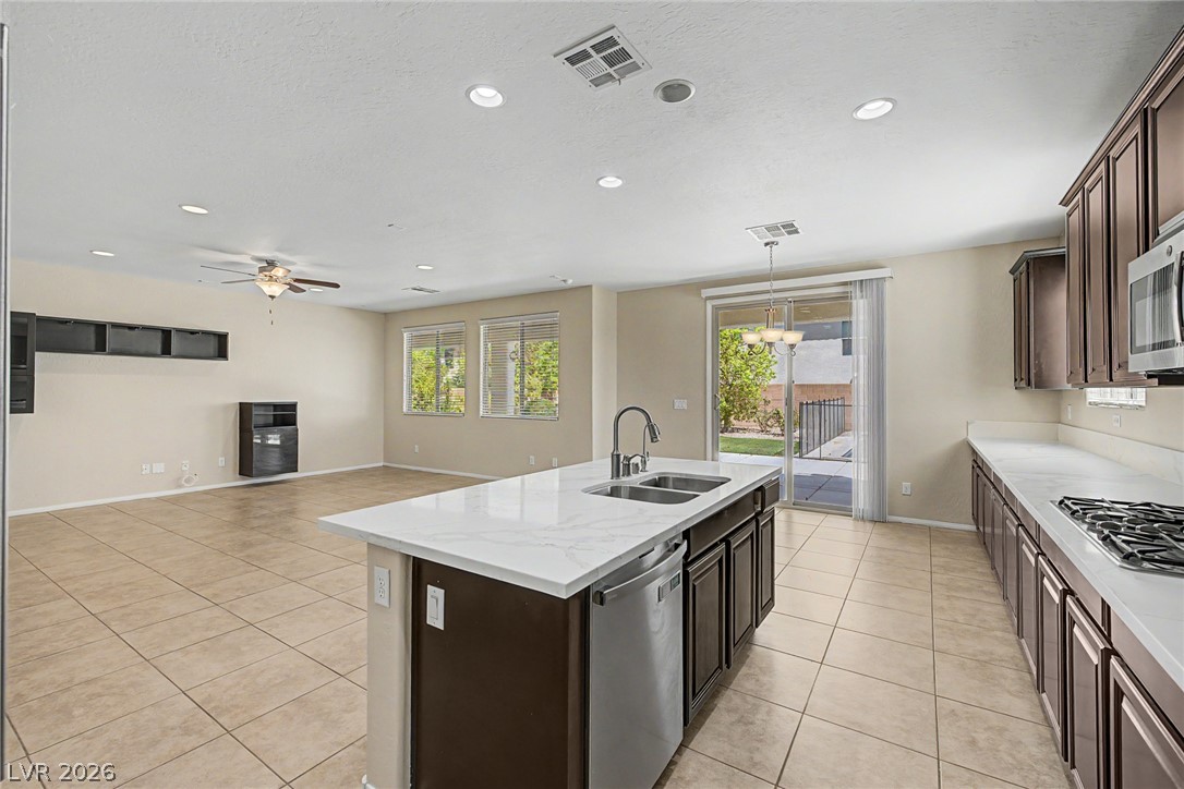 10104 Amana Oaks Avenue Las Vegas NV 89166