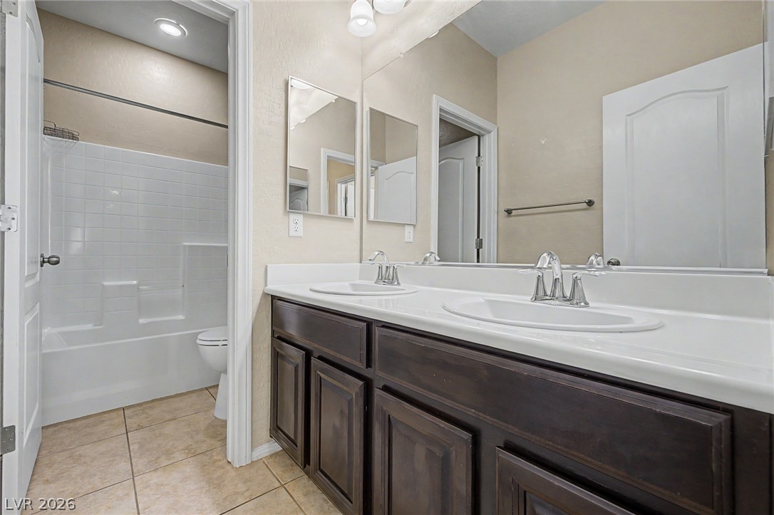 10104 Amana Oaks Avenue Las Vegas NV 89166