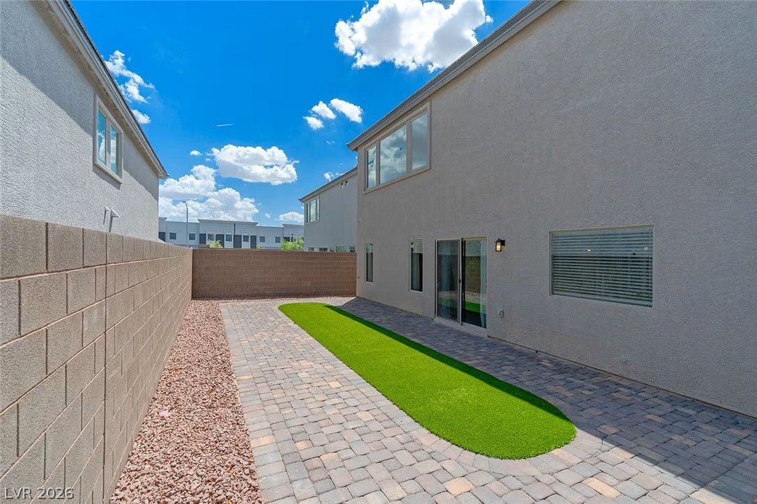 8486 Ashton Creek Street Las Vegas NV 89113