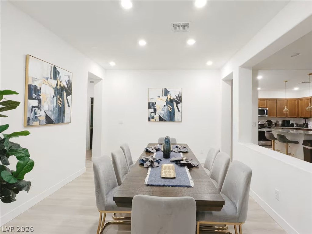 8486 Ashton Creek Street Las Vegas NV 89113