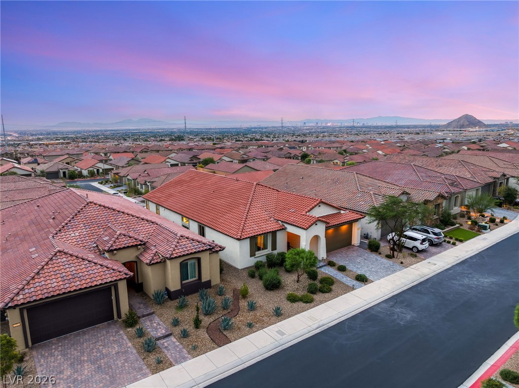 6544 Corsari Ridge Street Las Vegas NV 89166