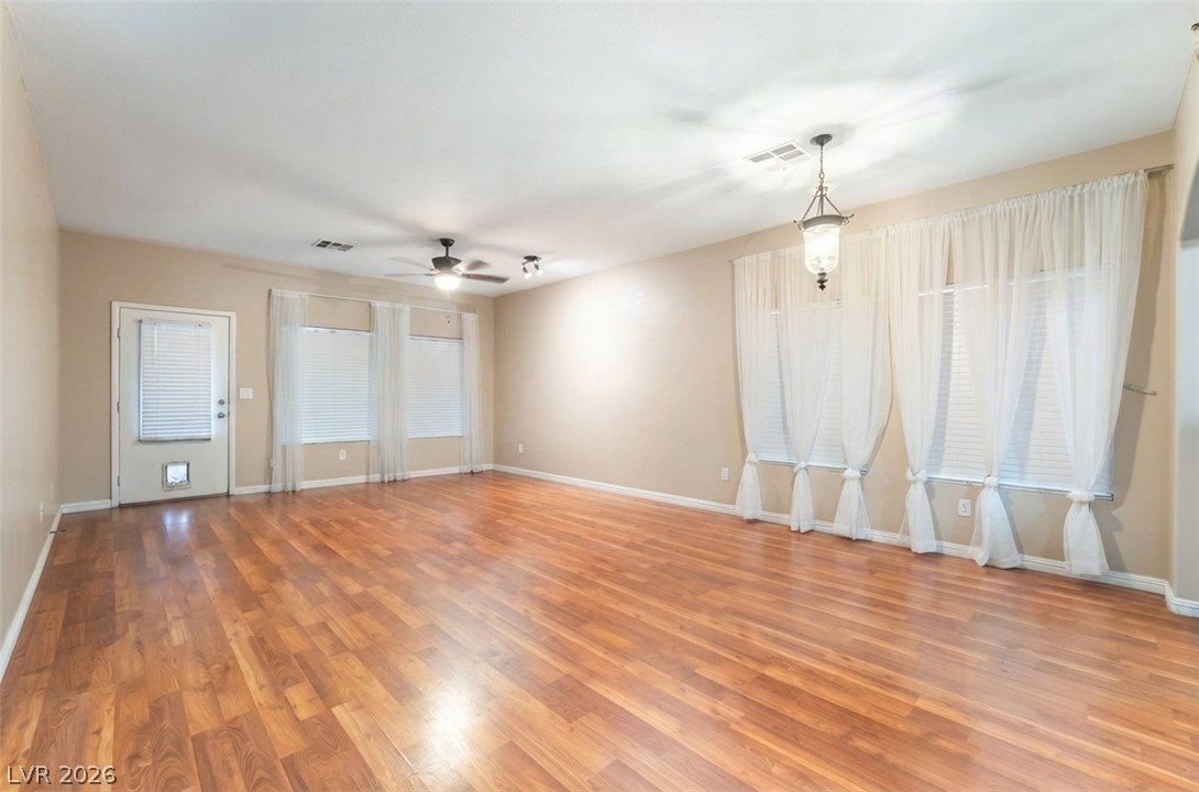 5113 Mambo Vista Avenue Las Vegas NV 89108