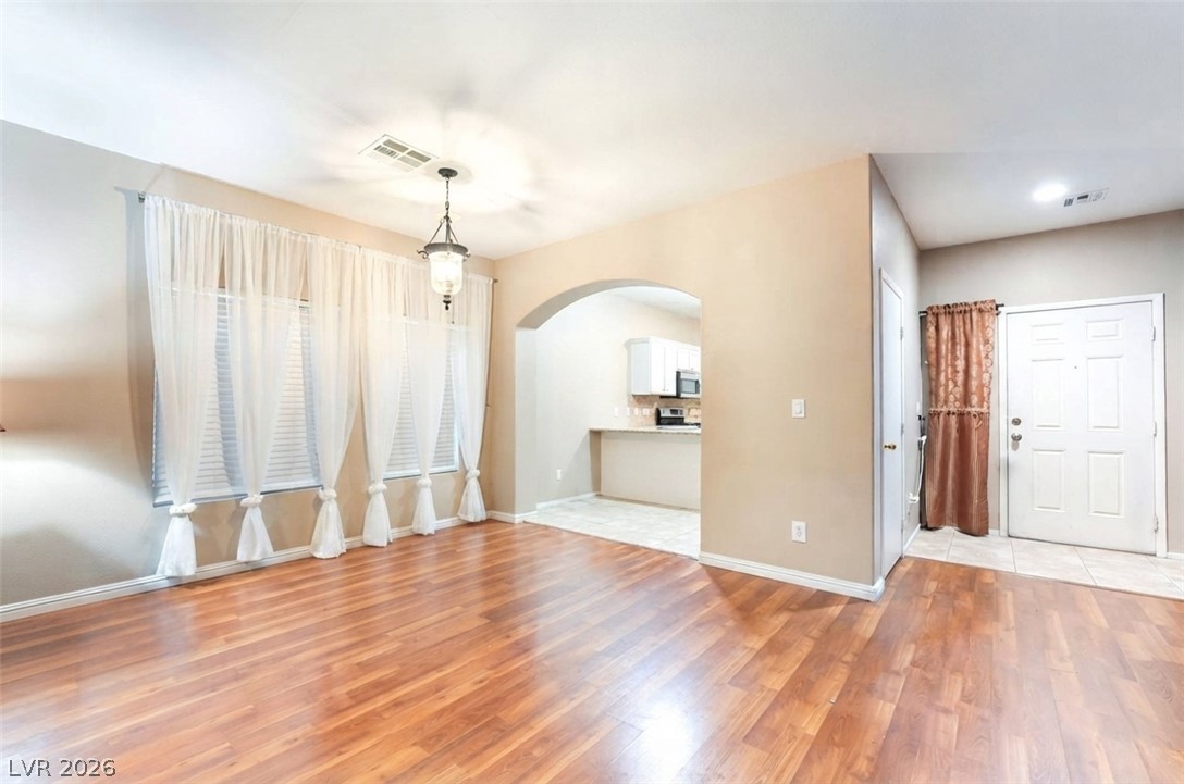 5113 Mambo Vista Avenue Las Vegas NV 89108