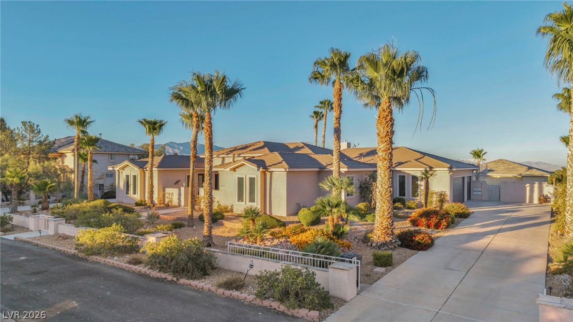 5960 Michelli Crest Way Las Vegas NV 89149