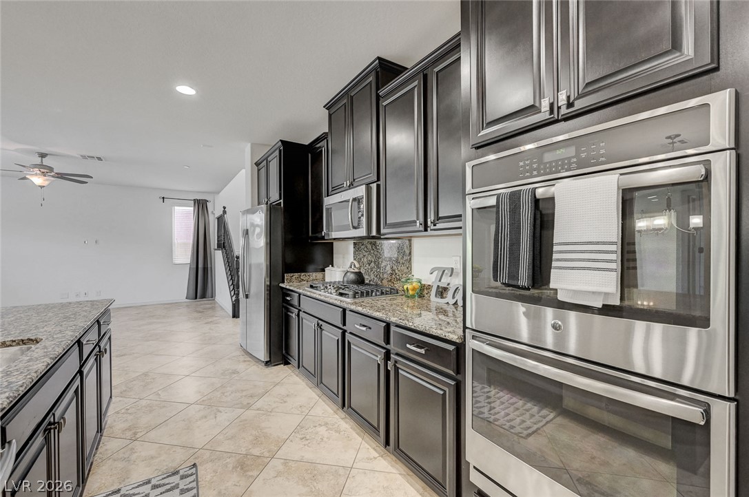2894 Shining Sun Way Henderson NV 89052