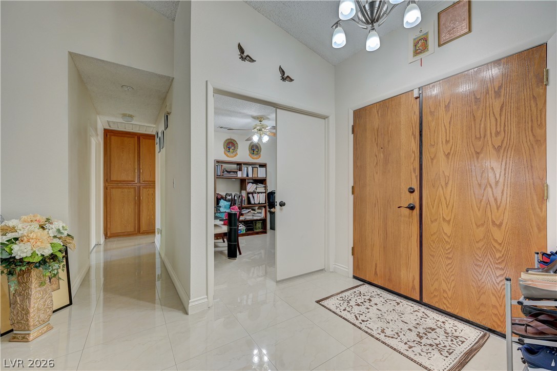 6432 Chippindale Lane Las Vegas NV 89108