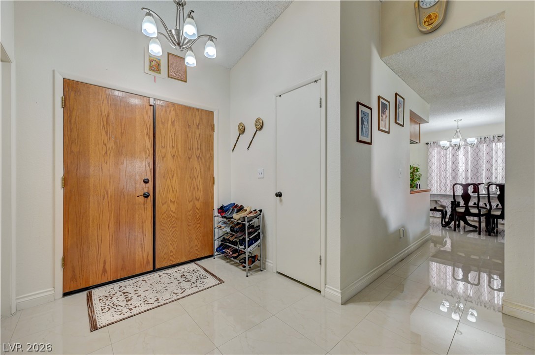 6432 Chippindale Lane Las Vegas NV 89108