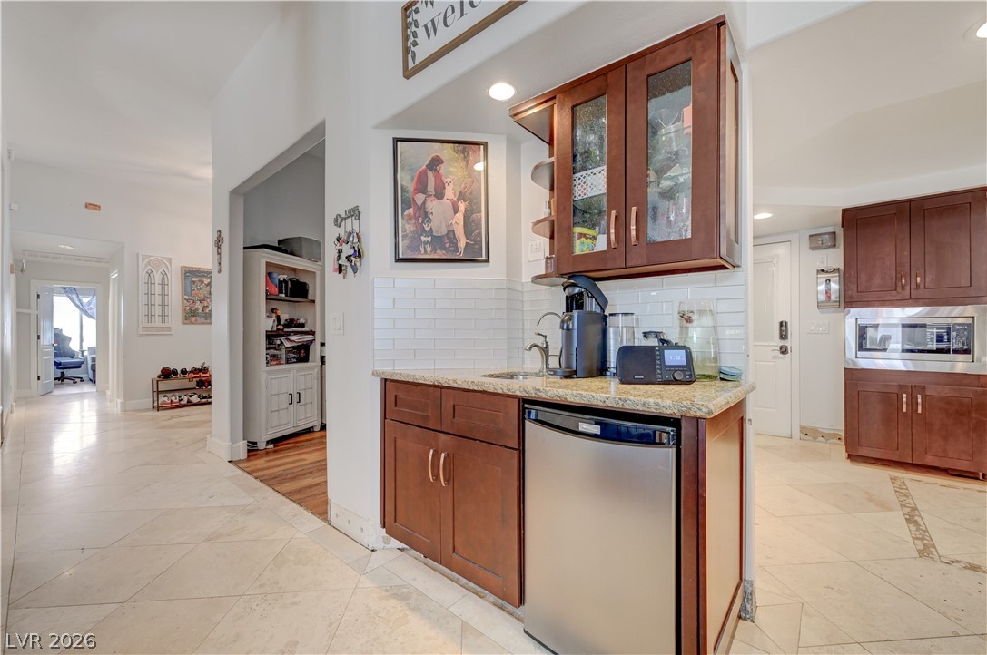 631 Robin Lane Henderson NV 89015