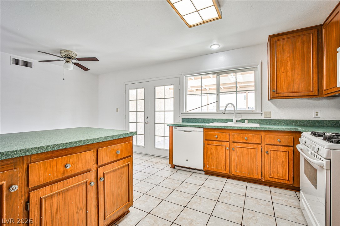 7186 Fenway Avenue Las Vegas NV 89147