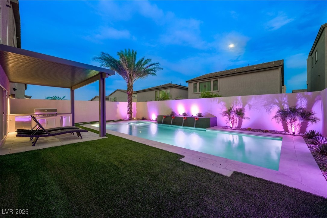 7085 Sunland Hills Avenue Las Vegas NV 89113