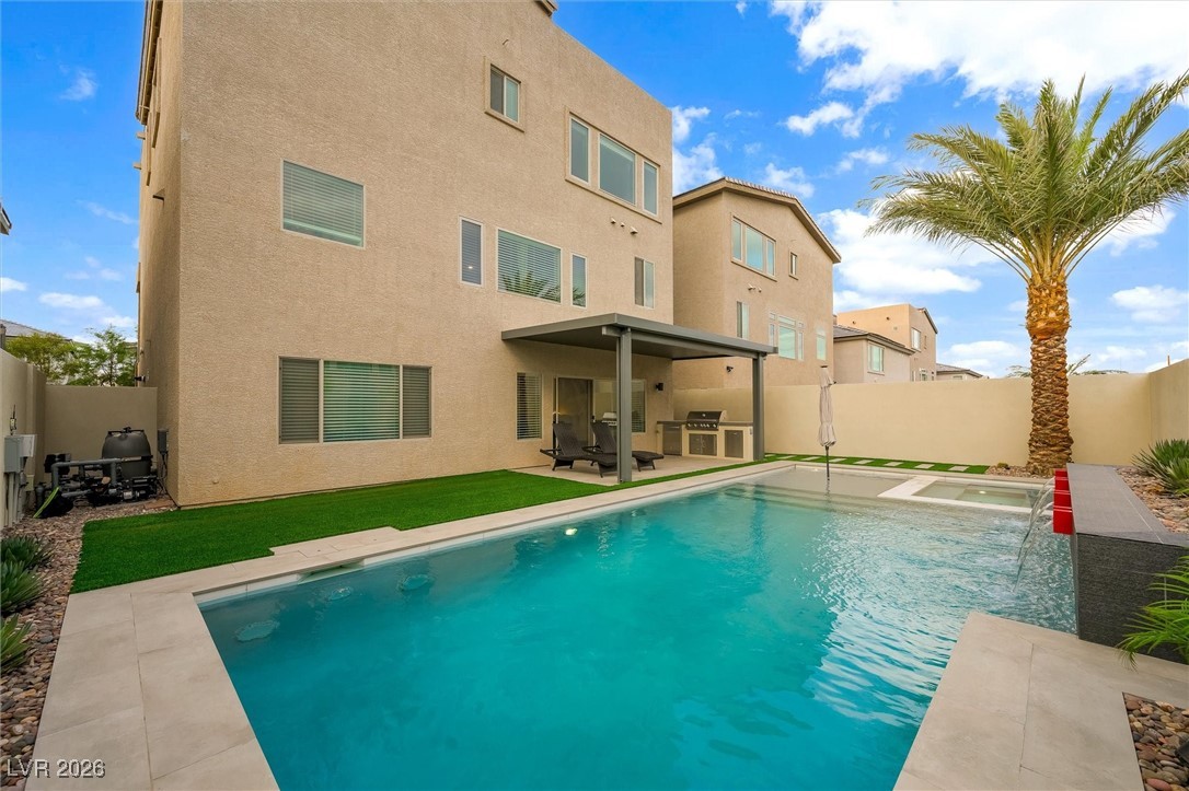 7085 Sunland Hills Avenue Las Vegas NV 89113